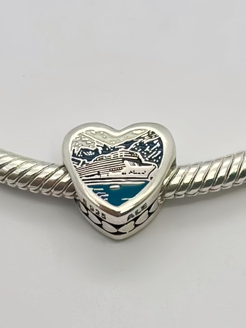 Pandora Alaska Exclusive Dangle Charm My Heart Chicago Pendant, S925 Sterling